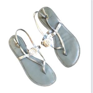 Tory Burch leather metallic silver gray thong sandals Sz 8.5